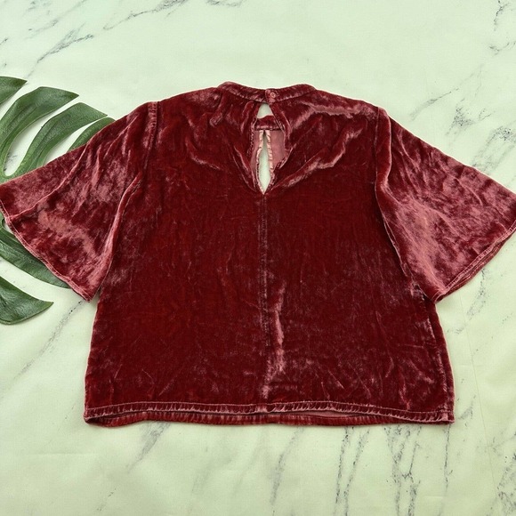 J Brand Velvet Key Hole Blouse Top Size S Red Flutter Sleeve High Neck - Picture 8 of 12